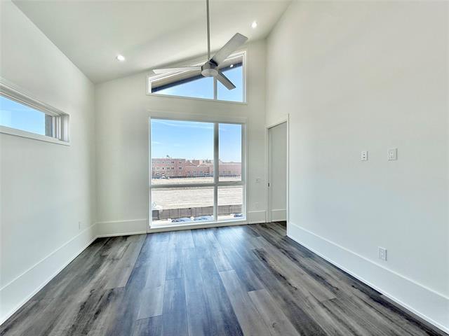 Building Photo - 3525 Normandy Ave