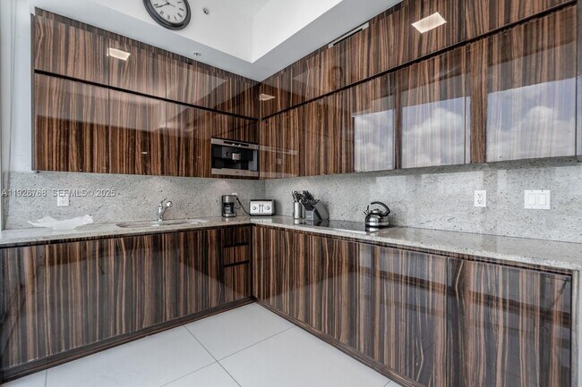 Building Photo - 50 South Pointe Dr