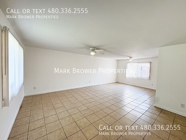 Building Photo - 1634 E Donner Dr