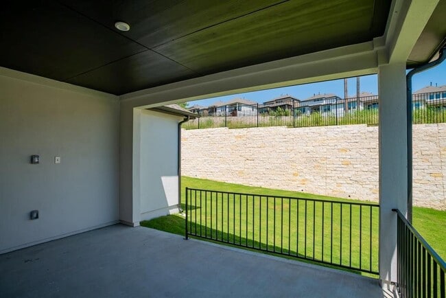 Building Photo - 4612 Modena Bay Bend