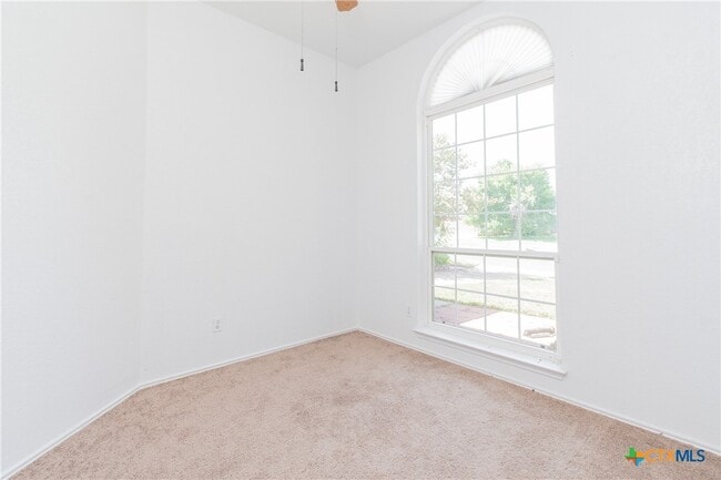 Building Photo - 2406 Cactus Dr