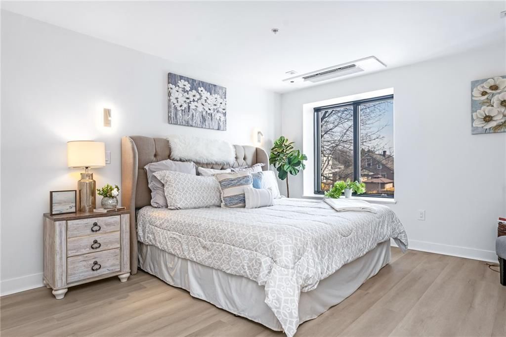 Building Photo - 50 Murray St