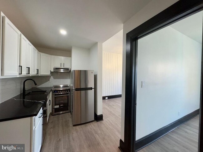 Building Photo - 930 N Calvert St