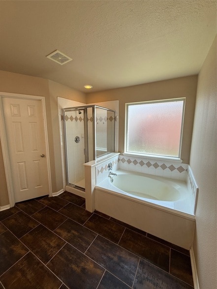 Building Photo - 906 Taylor Ridge Dr