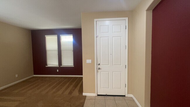 Building Photo - 6598 Aggies Ct