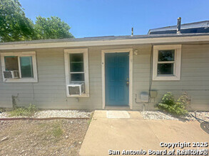 Building Photo - 378 E Petaluma Blvd
