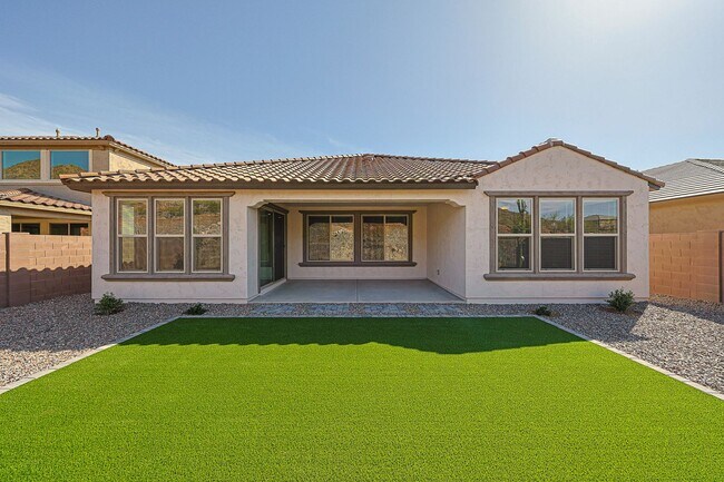 Building Photo - Beautiful 4 Bedroom Home in Aloravita Community