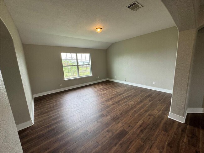 Building Photo - 1800 Rachel Ln