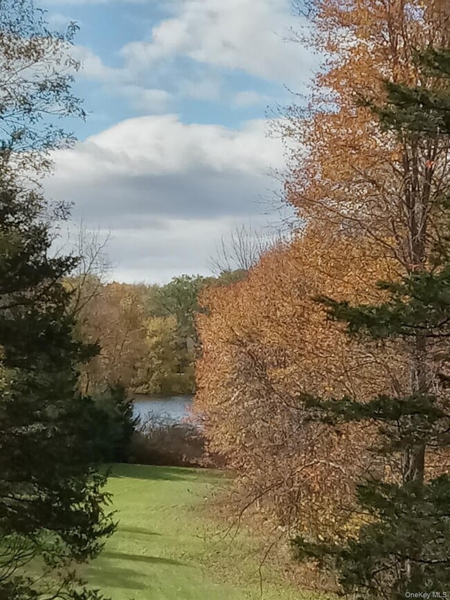 Building Photo - 46 Patricia Ln