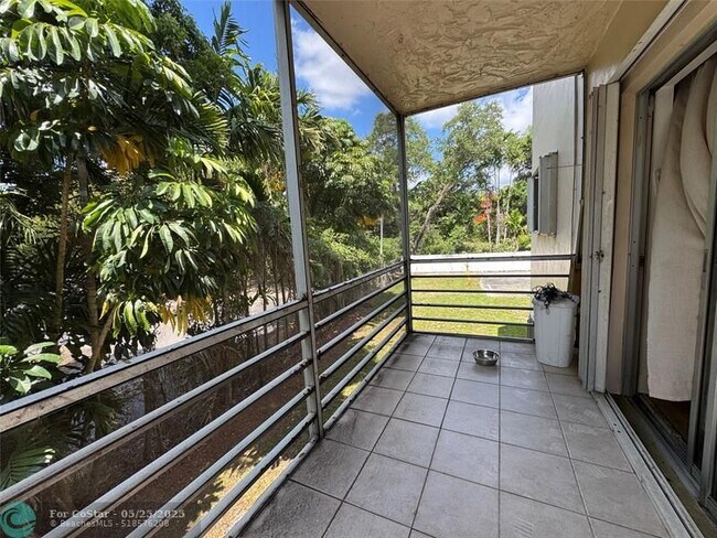 Building Photo - 4100 N 58th Ave