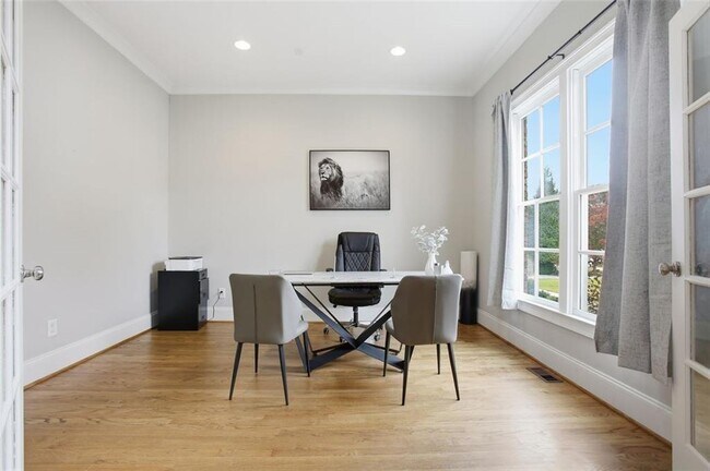 Building Photo - 845 Botanica Way