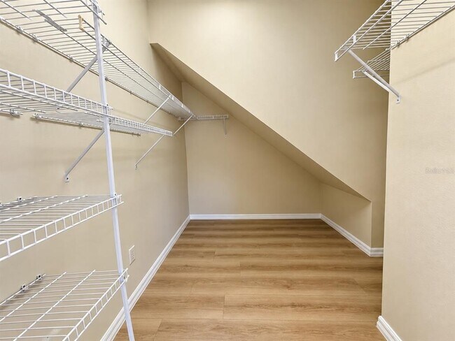 Building Photo - 27353 Edenfield Dr