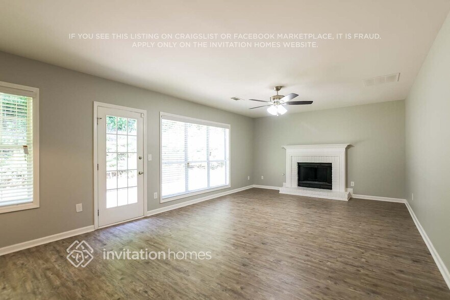 Building Photo - 2715 Denian Ct