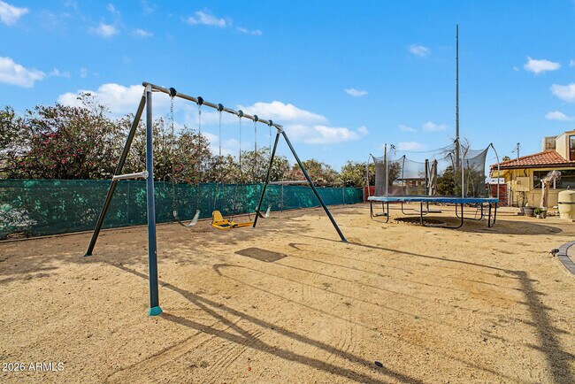 Building Photo - 2837 W Union Hills Dr