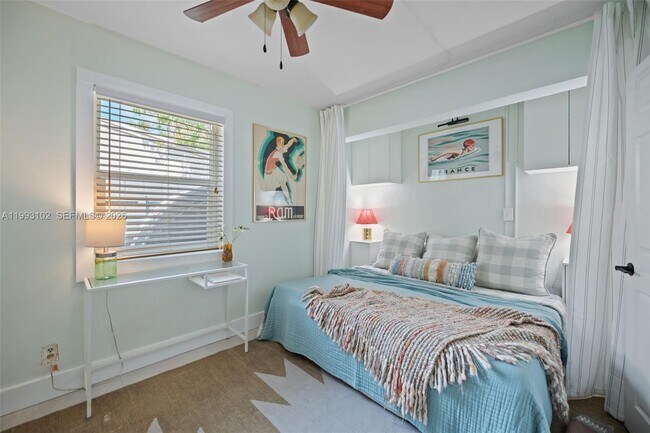 Building Photo - 350 NE 59th St