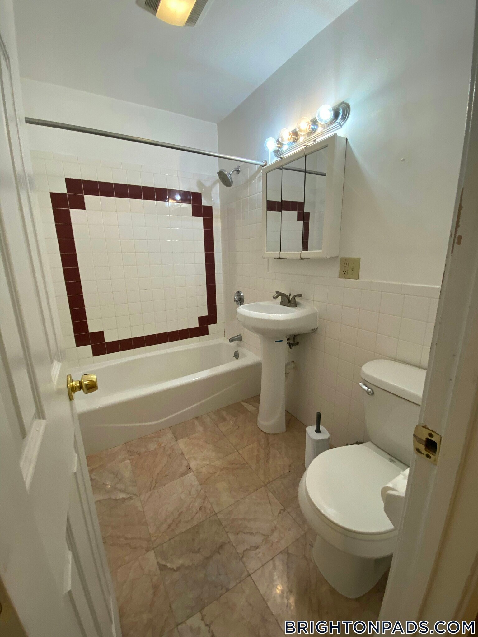 Building Photo - 23 Egremont Rd