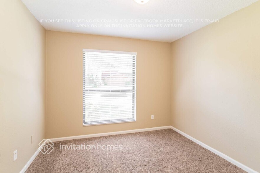 Building Photo - 8323 Country Creek Blvd