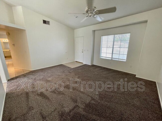 Building Photo - 79225 Laurie Ct