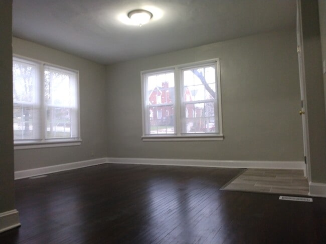 Building Photo - 1113 Jefferson St