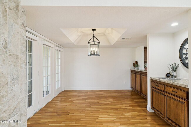 Building Photo - 5732 N 25th St