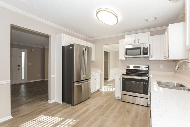 Building Photo - 4364 Virgil Moon Crossing