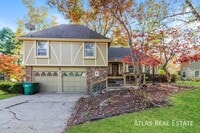 Building Photo - 9011 W 105th St