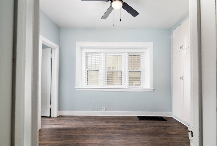 Building Photo - 435 S Westnedge Ct