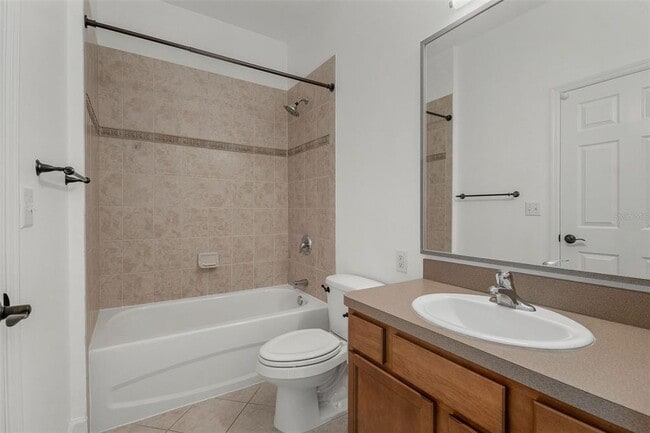 Building Photo - 628 3rd Ave S