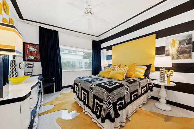 Building Photo - 425 Bayshore Dr