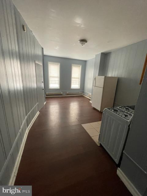 Building Photo - 3412 N Front St