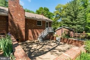 Building Photo - 115 Brookwood Dr