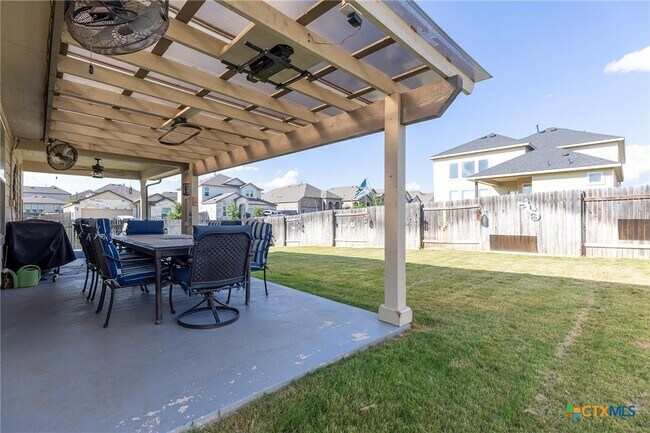 Building Photo - 6045 Teodoro Bend