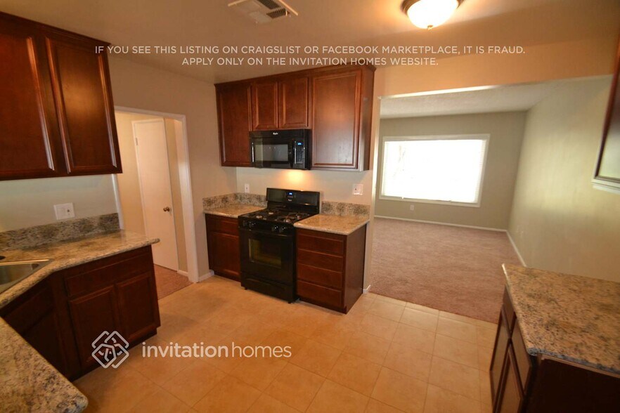 Building Photo - 8943 Conway Dr