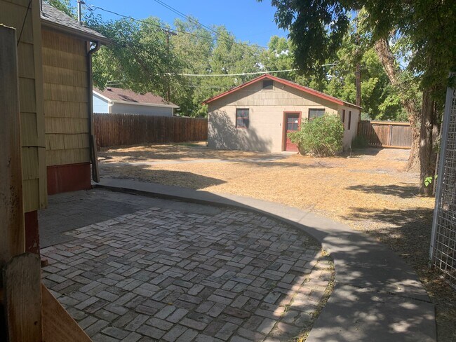 Building Photo - 1440 Texas Ave
