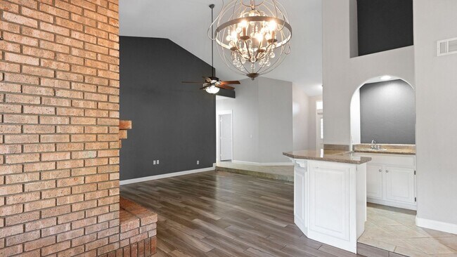 Building Photo - eautifully Upgraded Home on a Prime Corner...