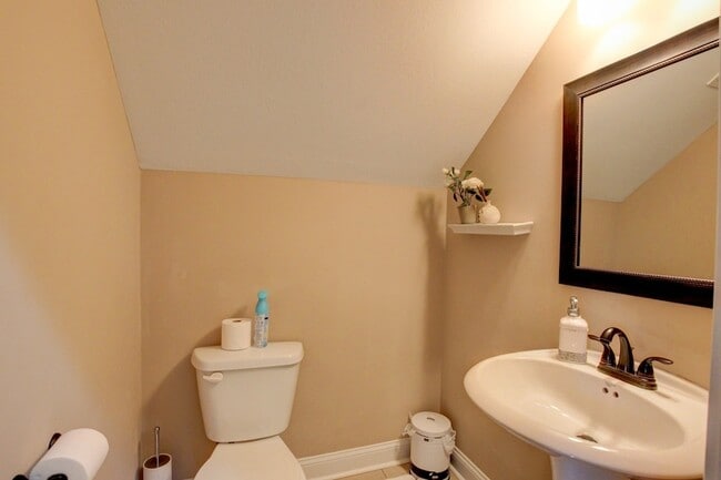 Building Photo - 2616 Browning Way