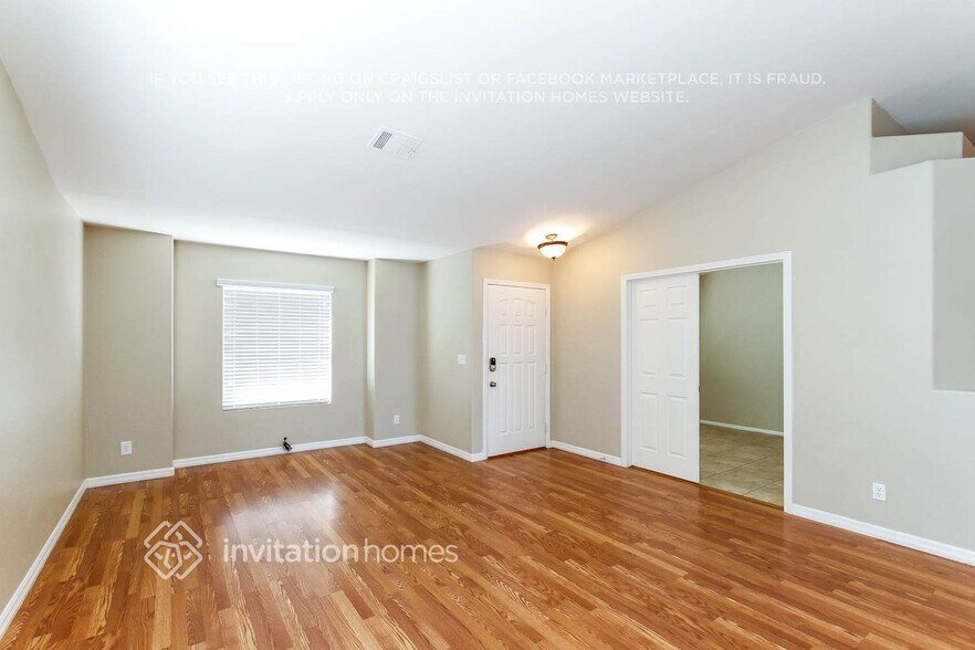 Building Photo - 512 Calypso Dr