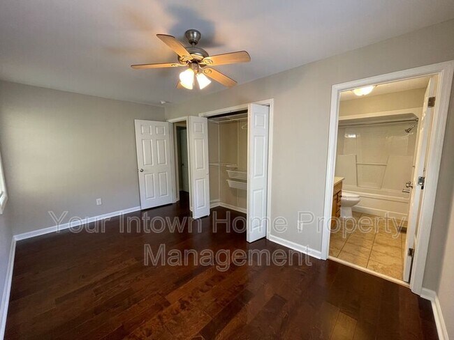 Building Photo - 1596 Foote St NE