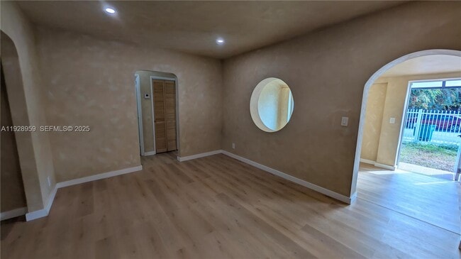 Building Photo - 1431 NW 26th St