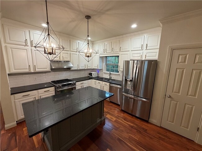 Building Photo - 3121 N Tartan Way
