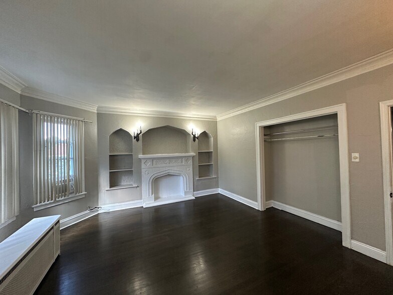 Building Photo - 9151 S Ada St