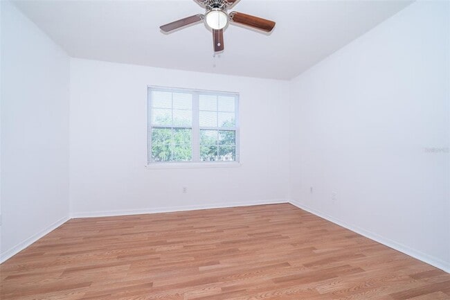 Building Photo - 6413 Astor Village Ave