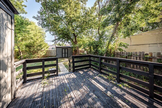 Building Photo - Remodeled Kitchen