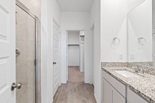 Building Photo - 5742 Aurora Grns Ln