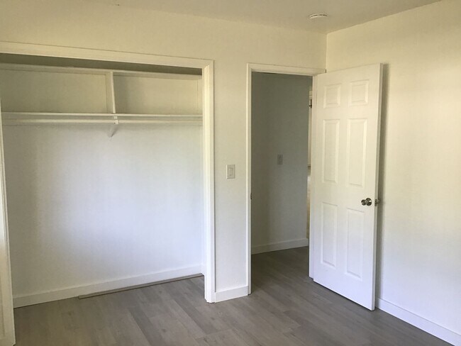 Building Photo - Beautiful Rocklin home