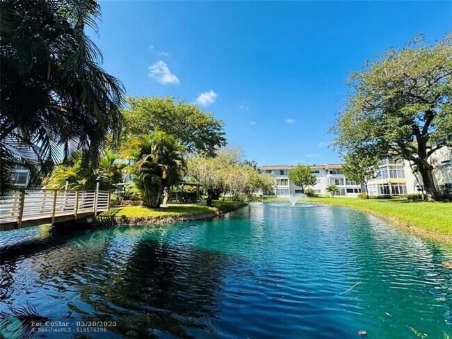 Building Photo - 5131 W Oakland Park Blvd