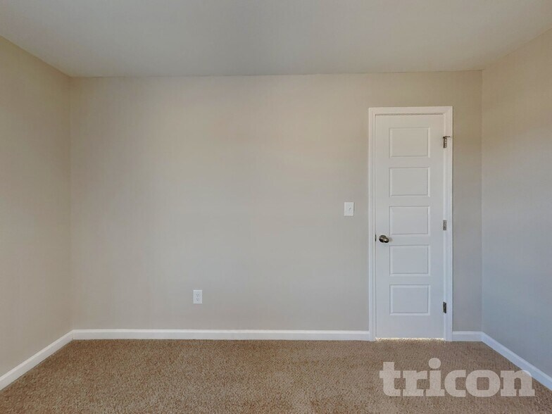 Building Photo - 97 Sawyer Ml Dr