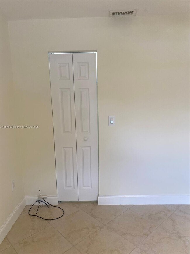 Building Photo - 8108 SW 81st Pl