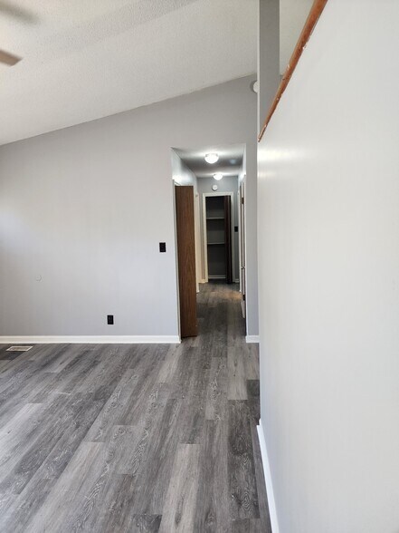 Building Photo - 3625 E Parkway