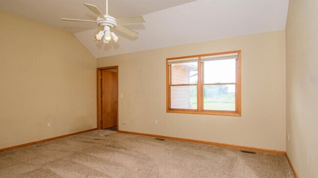 Building Photo - 5736 Willis Rd